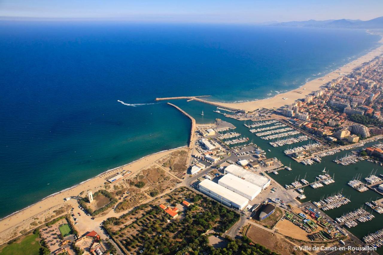 Méditerranée Salon vue mer au coeur de la ville 10m de la plage Canet-en-Roussillon Esterno foto